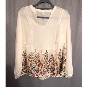 Old navy long sleeve flower blouse